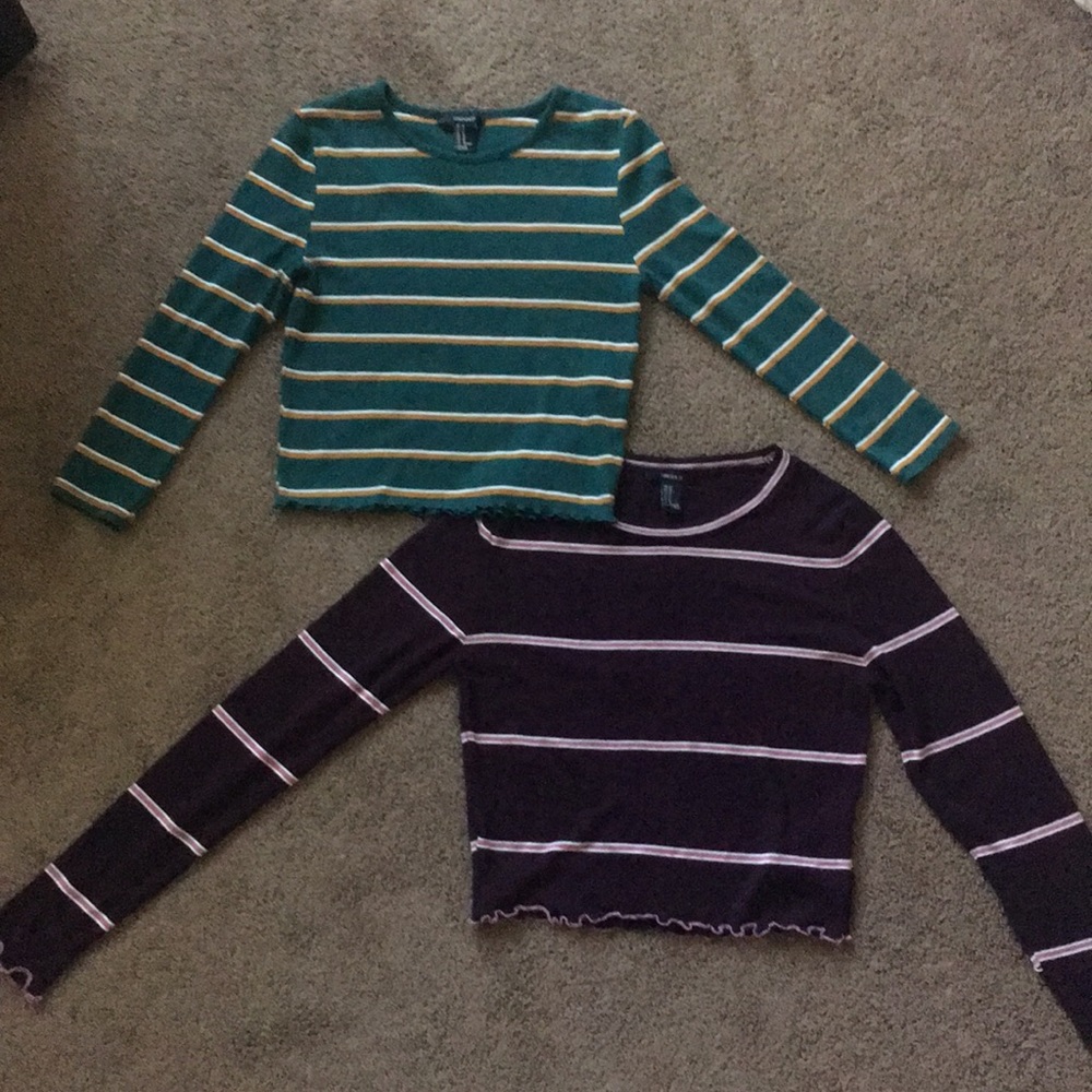 2 Forever 21 crop tops